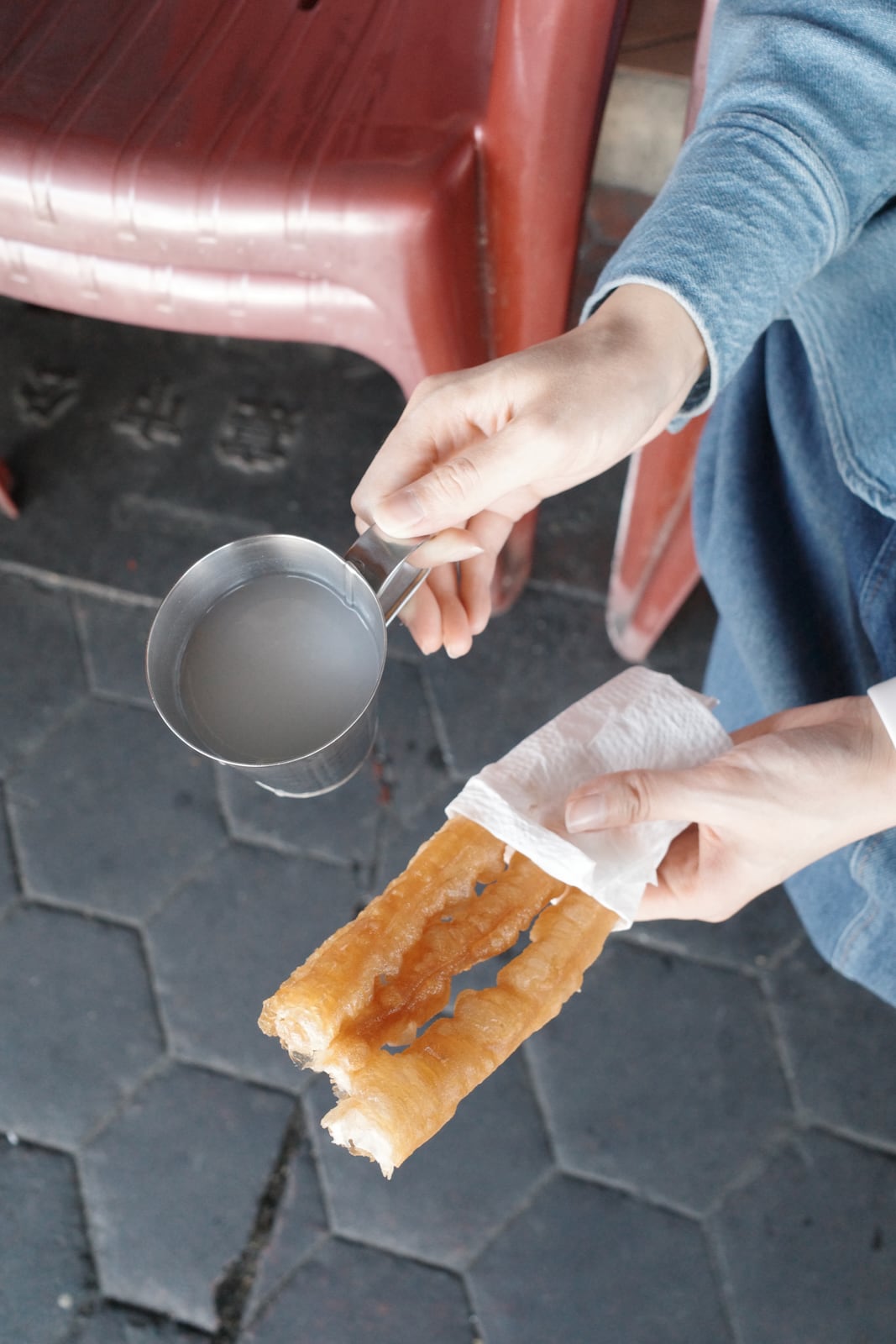 Almond tea and fried dough sticks
